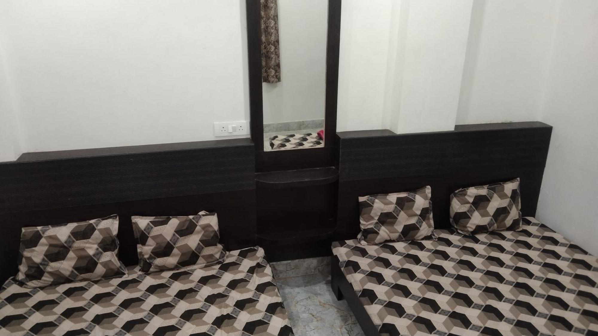 Hotel Mangal Dham, Deoghar Habitación foto